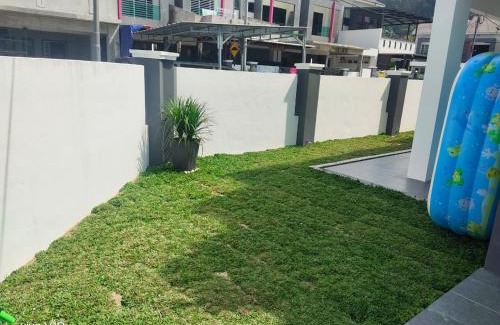Lumut House | Homestay Mewah Lumut