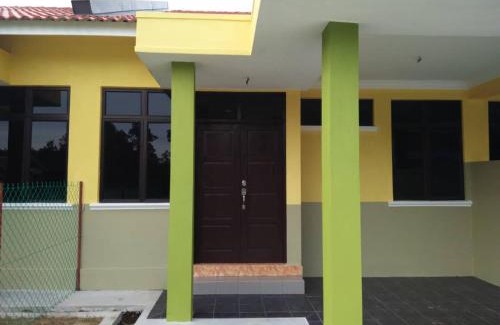 Pasir Puteh House | Homestay Pasir Puteh Taman Sri Sentosa