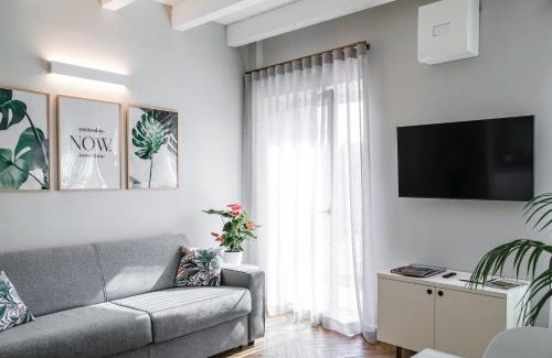 San Zeno Apartment | HomeThirtyFour