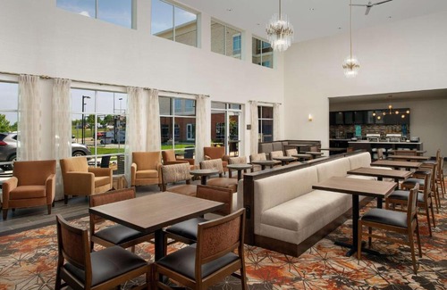 I-435 West KC-KS Hotel | Homewood Suites By Hilton Kansas City Speedway