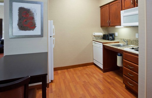 Sioux Falls Hotel | Homewood Suites by Hilton Sioux Falls