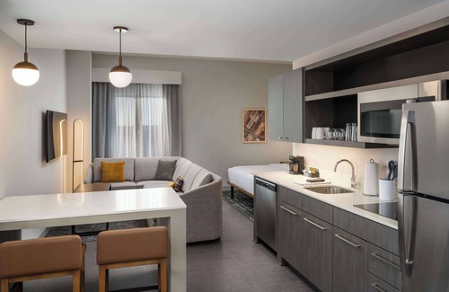 Downtown Hotel | Homewood Suites by Hilton Raleigh Downtown