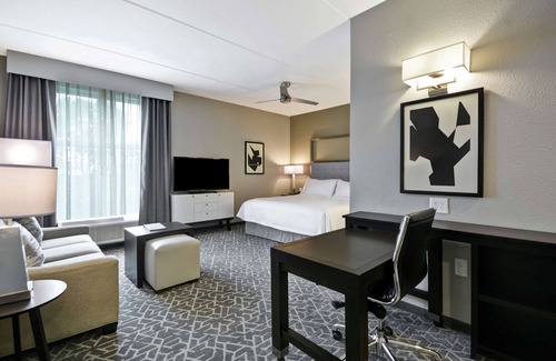 Southwest Raleigh Hotel | Homewood Suites by Hilton Raleigh Cary I-40