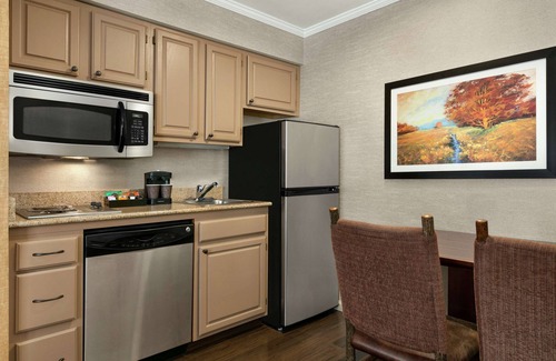 Liverpool Hotel | Homewood Suites by Hilton Syracuse/Liverpool