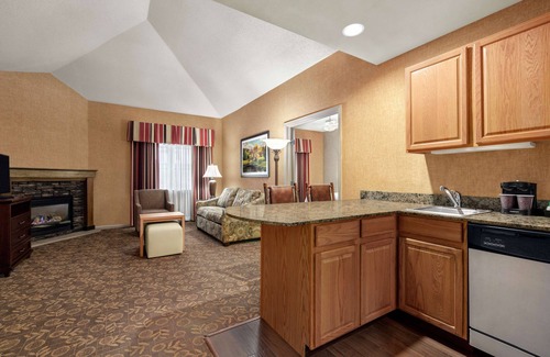 Liverpool Hotel | Homewood Suites by Hilton Syracuse/Liverpool