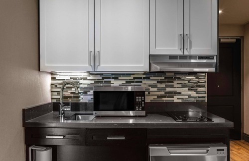 Garment District Hotel | Homewood Suites New York/Midtown Manhattan Times Square