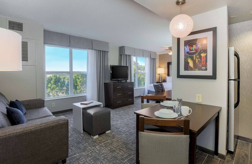 Lakes of Forest Hill Hotel | Homewood Suites Southwind - Hacks Cross