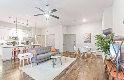 Montopolis Apartment | Homey 2BR Suite Close to Downtown w Fast Wifi