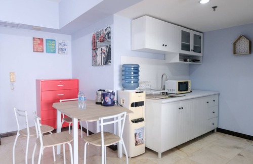 Braga Apartment | Homey And Cozy 1Br Apartment At Braga City Walk