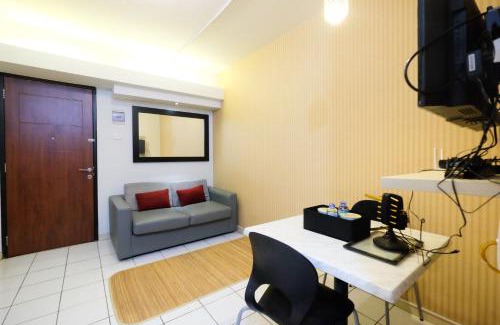 Kebagusan Apartment | Homey and Simply 2BR Kebagusan City Apartment By Travelio