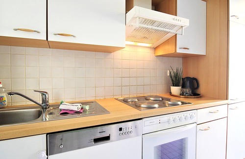 Grombuhl Apartment | homie stay Schiestlstraße - Moderne Altbauapartments, Nahe Stadtzentrum & Weinberge