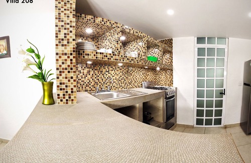 Granjas del Marques Villa | HominngBird