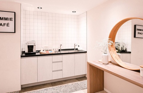 Central District Hotel | Hommie Inn