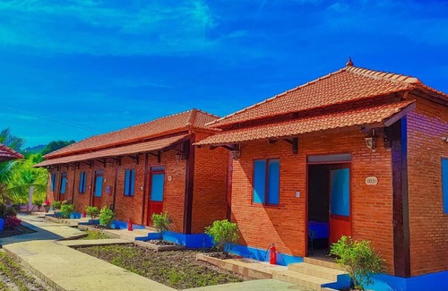 Quan Tom Villa | homstay hương rừng