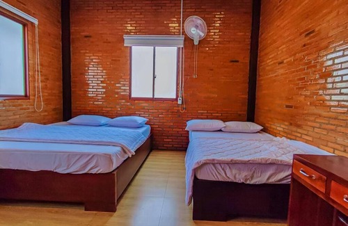 Quan Tom Villa | homstay hương rừng