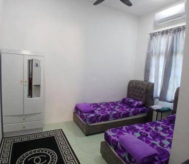 Marang Ski Chalet | Homstay Purnama Rusila 3 Bilik tidur