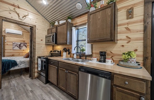 Broken Bow Cabin | Honey Creek Cabin: Hochatown- Broken Bow