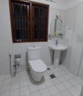 Minuwangoda House | Honey Dew Villa Minuwangoda