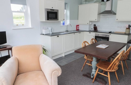 Ford Cottage | Honeysuckle Cottage