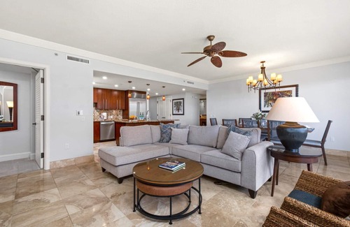 Honokowai Condo | Honua Kai Hokulani Collection by KBM - 2 Units on same floor (201/204)