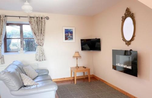 Kilmore House | Hook Holiday Cottage Kimore by Trident Holiday Homes