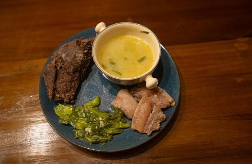 Along House | Hoongla Inn - Homestay in Lumla Tawang