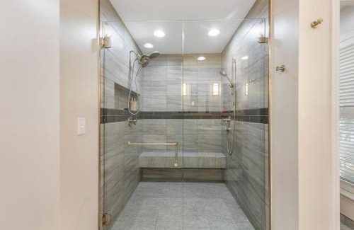 Bloomington House | Hoosier Estate - Steps to IU