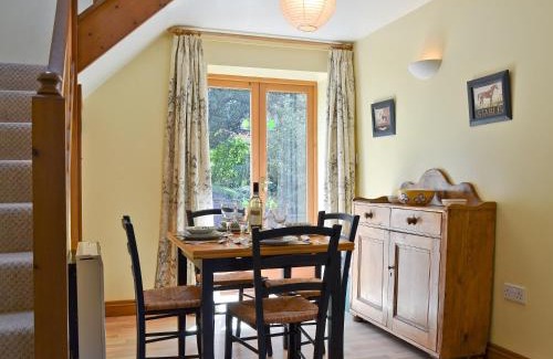 Knighton House | Hope Cottage