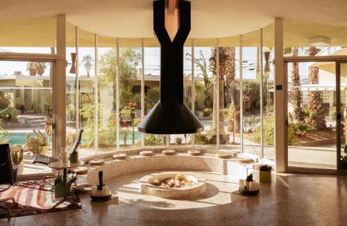 Desert Hot Springs Hotel | Hope Springs Resort