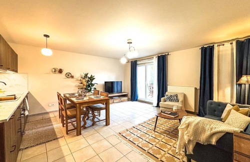 Vernay Apartment | Horizon Caluire - T3 chaleureux avec balcon - proche Lyon