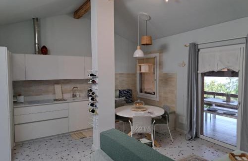 Predore Apartment | Horizon Lake view, Predore