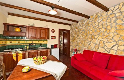 Ragalna Apartment | HORSE HOUSE
