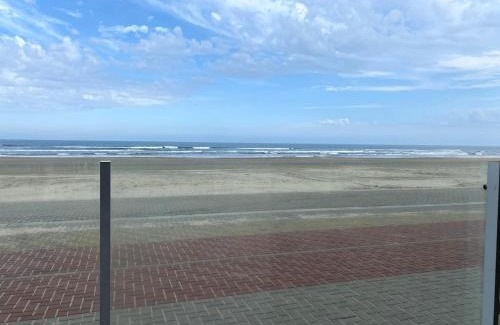Balneario Arroio do Silva Apartment | Hospedagem Sol Nascente - Pé na Areia
