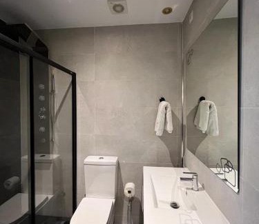 Torrejon de Ardoz House | HOSPEDAJE CORREDOR DE HENARES