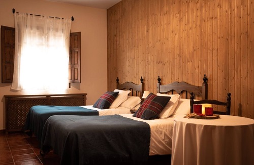 Bogarra Hotel | Hospedium Hotel Val de Pinares