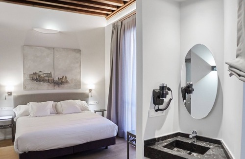 Toledo City Center Hotel | Hospedium Posada de la Silleria