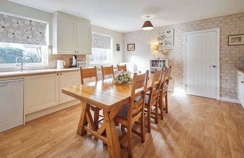 Kirk Yetholm House | Host & Stay | Audrey's Cottage