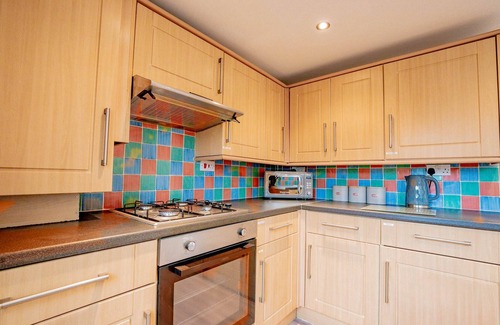 Lower Wick House | Host & Stay | Chestnut Residence