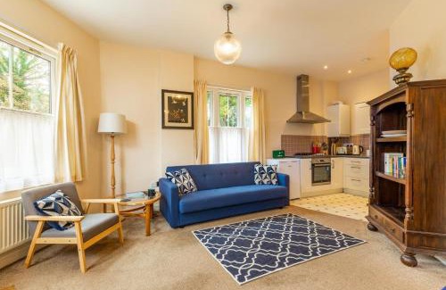 Overstrand House | Host & Stay - Coastal Retreat
