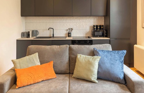 Liverpool Apartment | Host & Stay | Princes Place Living