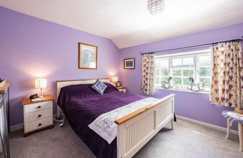 Aldborough House | Host & Stay - Sandpipers