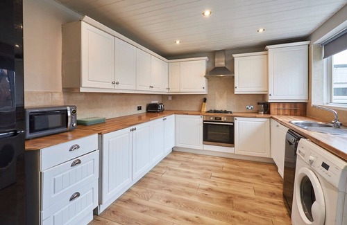 Tynemouth House | Host Stay Spire View House