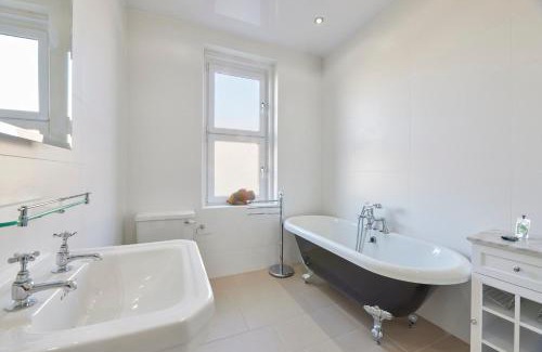 Corbridge House | Host & Stay - The Cottage in Corbridge