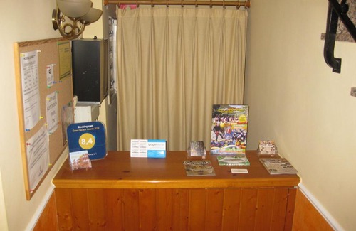 Alborea House | Hostal Alvaro I