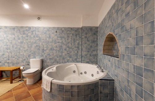 Capmany House | Hostal Can Xicu