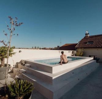 Carrion de los Condes House | Hostal Comfort Suites