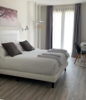 Carrion de los Condes House | Hostal Comfort Suites