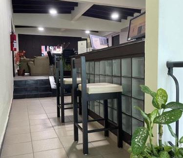 El Cangrejo House | Hostal EL Prado
