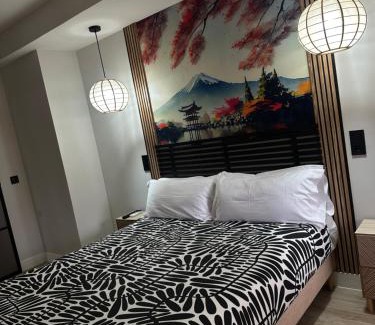 Arroyo de la Vega House | Hostal Fronton