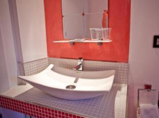 Sol House | Hostal Inn Madrid